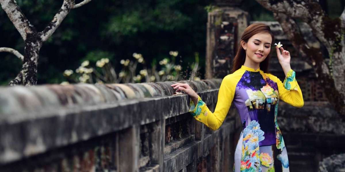 Áo dài vải lụa tơ tằm - vẻ đẹp truyền thống người phụ nữ Việt Nam