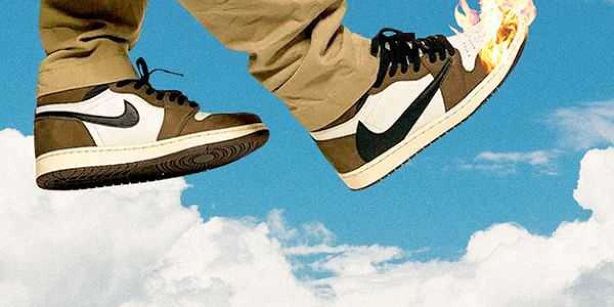 Travis Scott Shoes that pairs up a summer