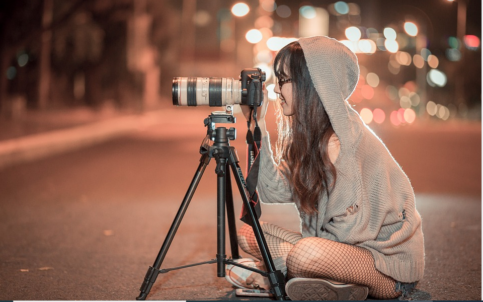 Top 3 Benefits of Hiring Professional Photographers - Bizz Cox