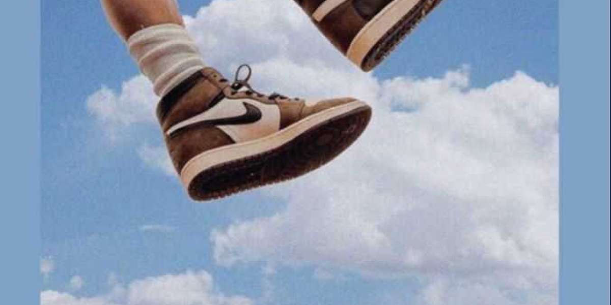 Travis Scott x Nike Shoes looking up for the