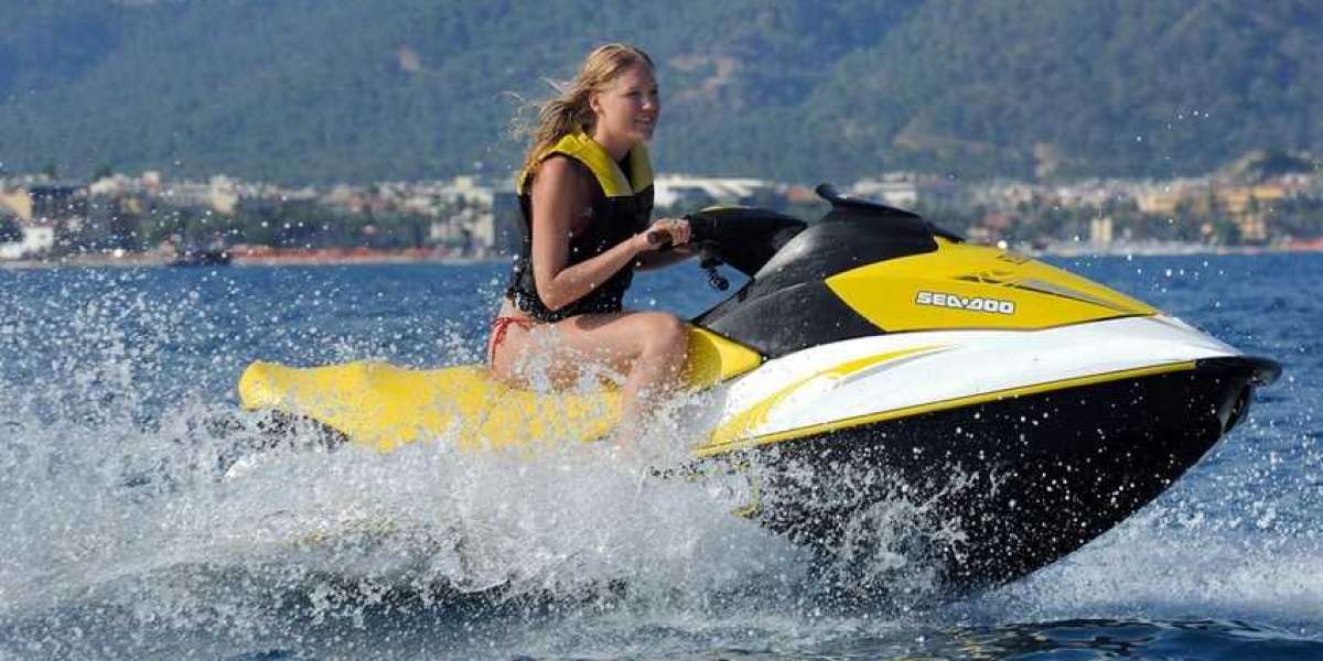 Why jet skiing is the perfect summer activity