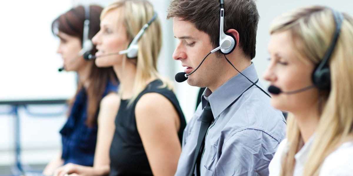 How to Call a Live Person in FedEx Customer Service?