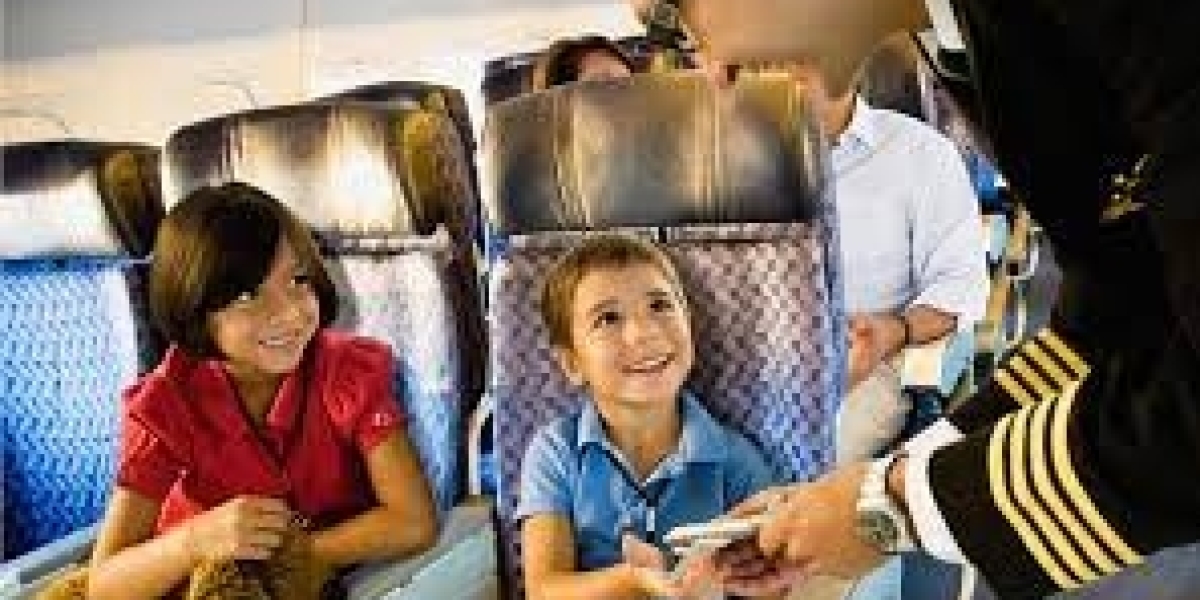 Does Spirit Airlines Charge For Unaccompanied Minors?