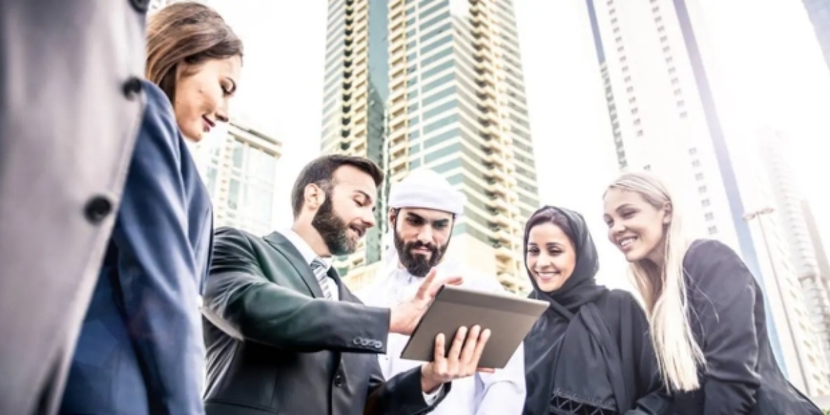 A Human’s Guide to Becoming a Real Estate Agent in Dubai
