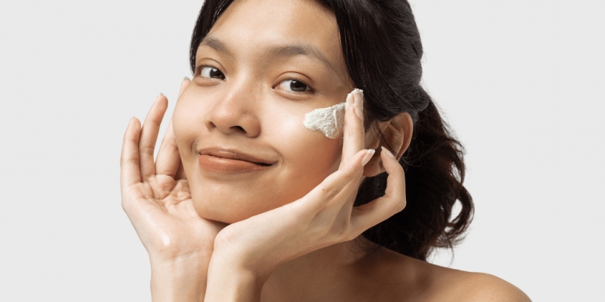Tretinoin Cream: A Comprehensive Guide to Transforming Your Skin