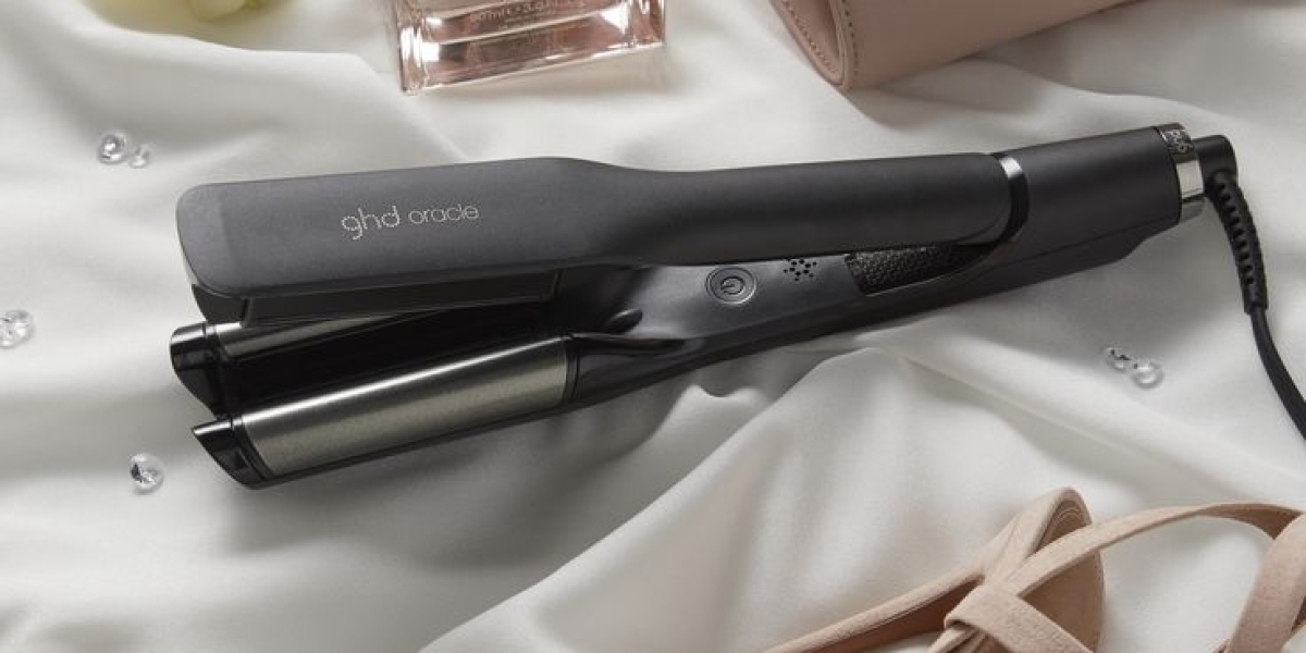 Hair Tools in Australia: Best Techniques to Use a Hair Straightener