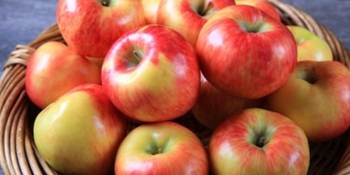 What are the advantages and disadvantages of an inexperienced apple?