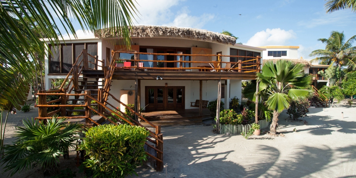 Investing in Paradise: Exploring RE/MAX Belize